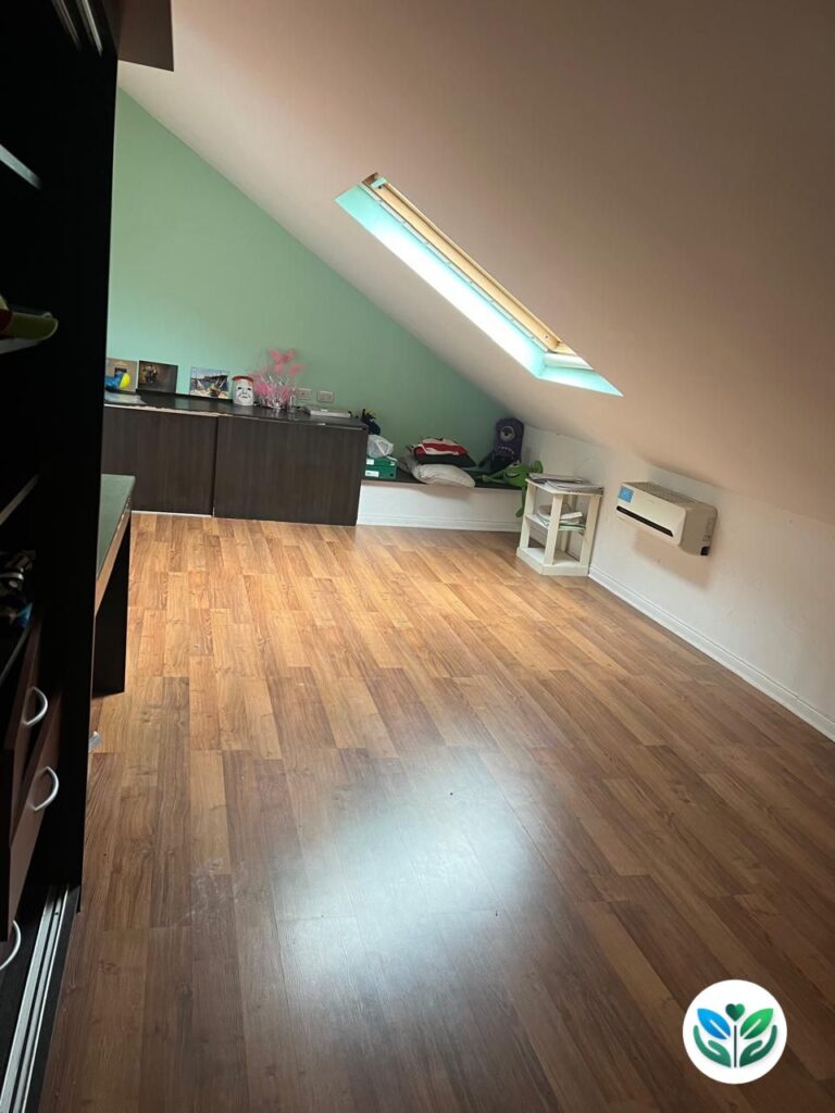 WhatsApp Image 2025-12-04 at 11.31.06