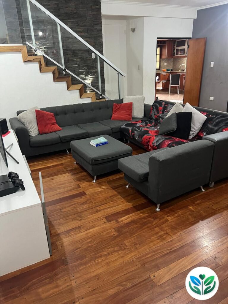 WhatsApp Image 2025-12-04 at 11.31.07